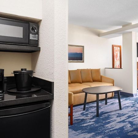 Fairfield Inn & Suites Boca Raton Bagian luar foto