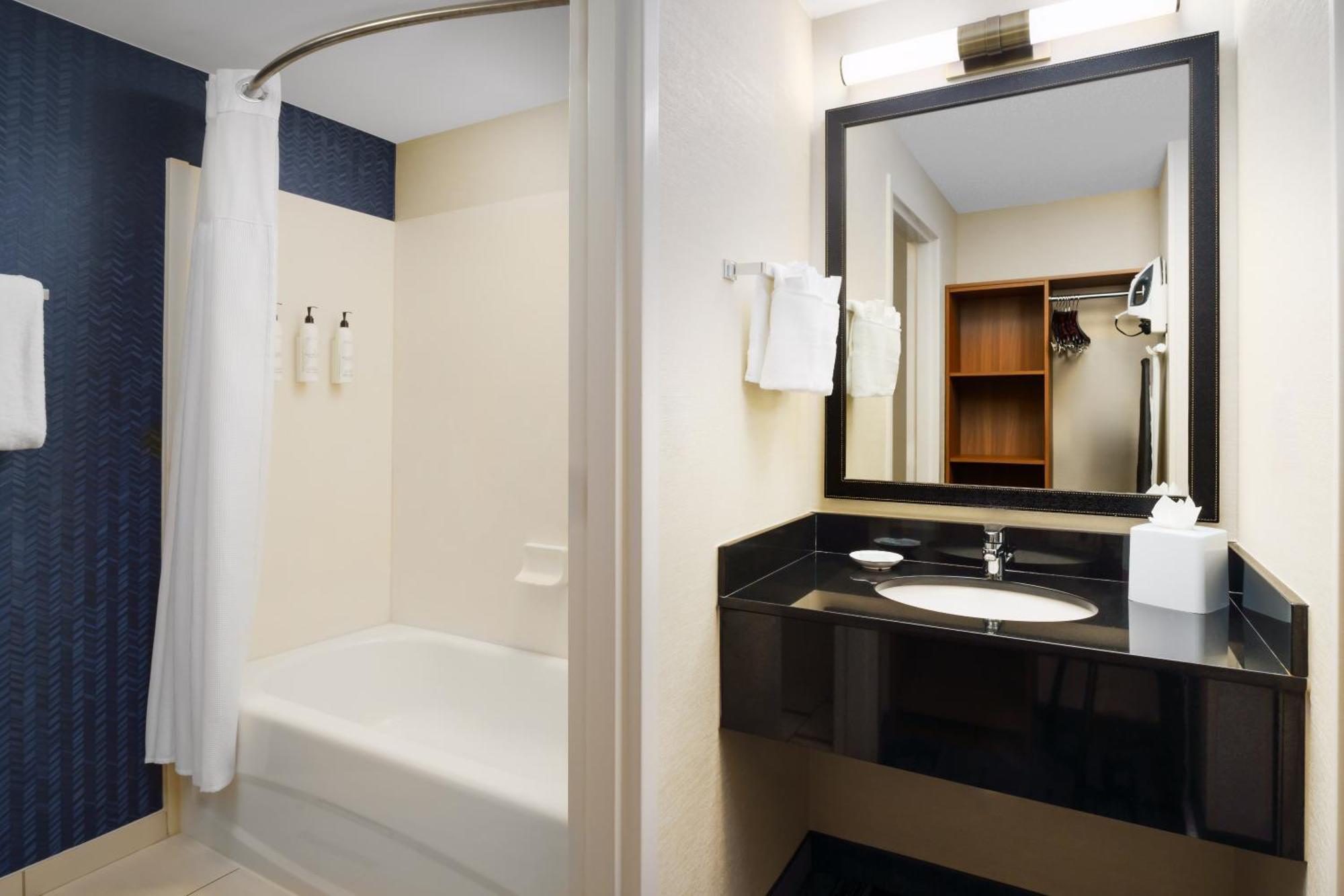 Fairfield Inn & Suites Boca Raton Bagian luar foto